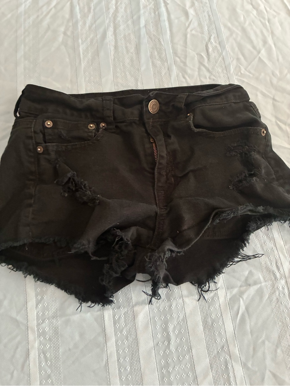 American Eagle Women’s Black Distressed Denim Cutoff Shorts